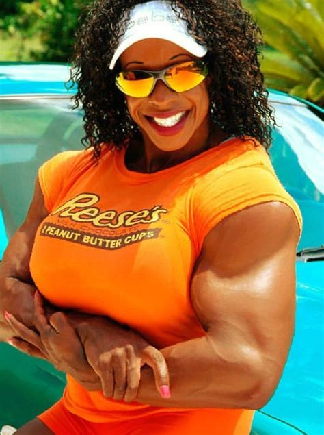 muscle women|Girls with big muscles are awesome